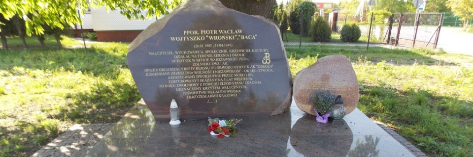 Obelisk upamiętniający Wacława Wojtyszkę